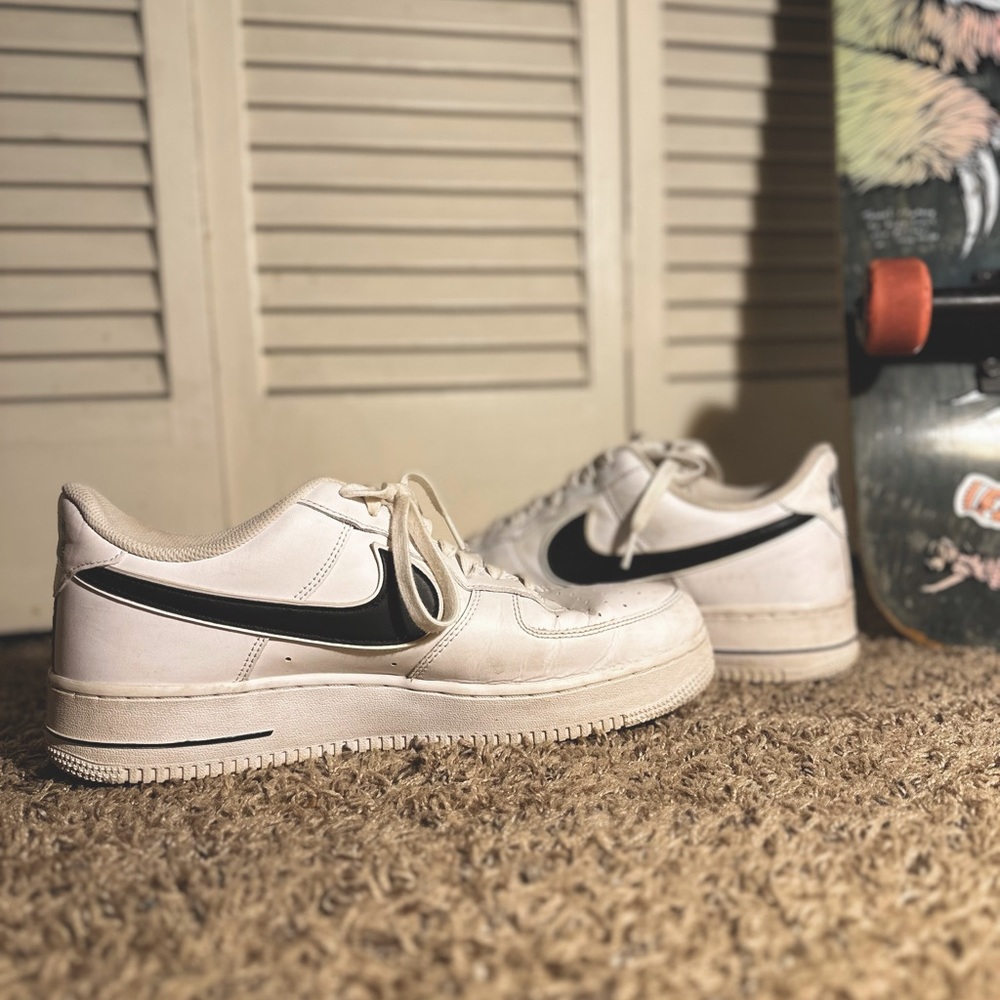 Nike Air Force 1 07 black white mens size 12 thrift